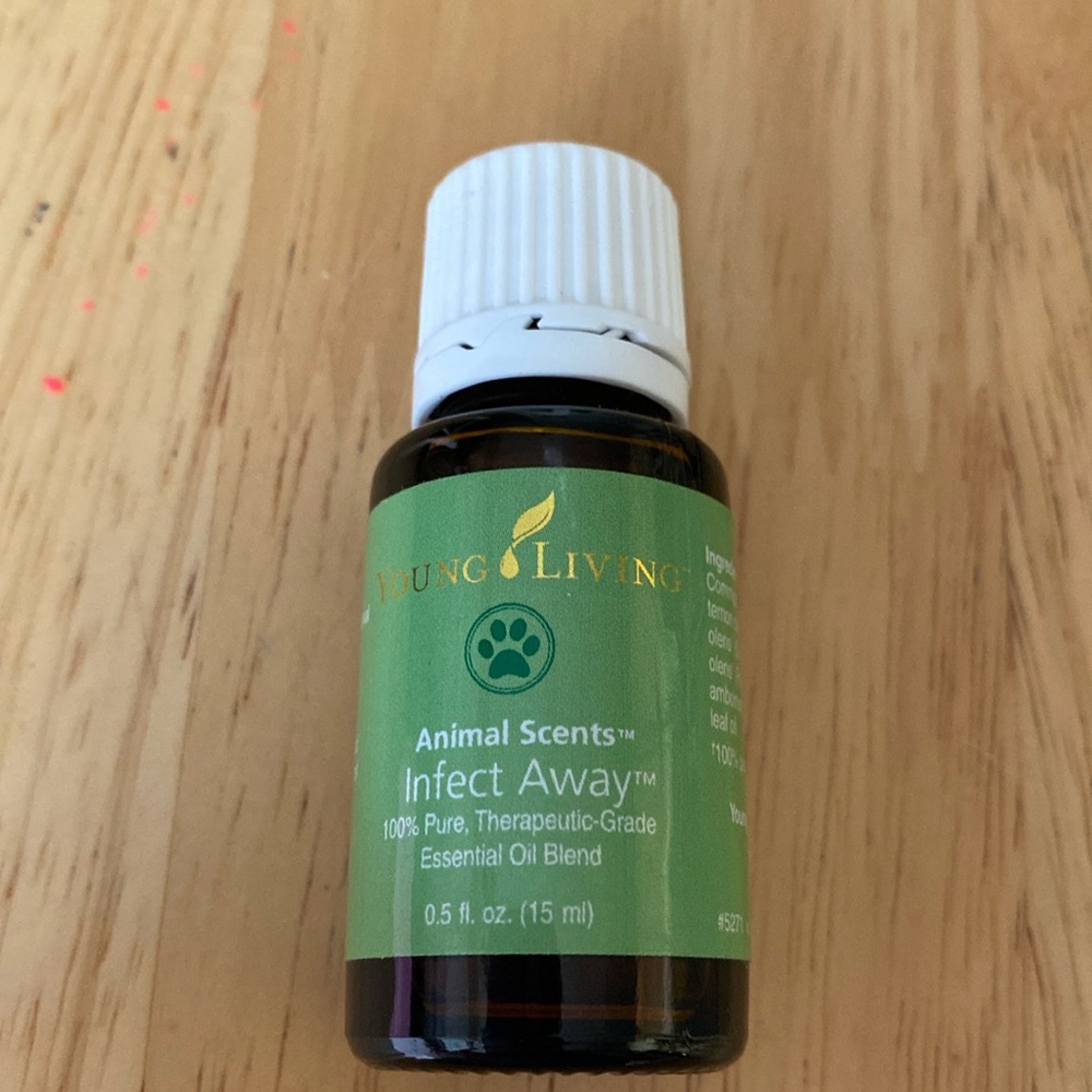 Young living animal scents Infect Away 15 ml